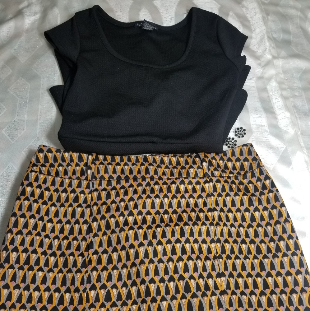 Beatiful pencil skirt.